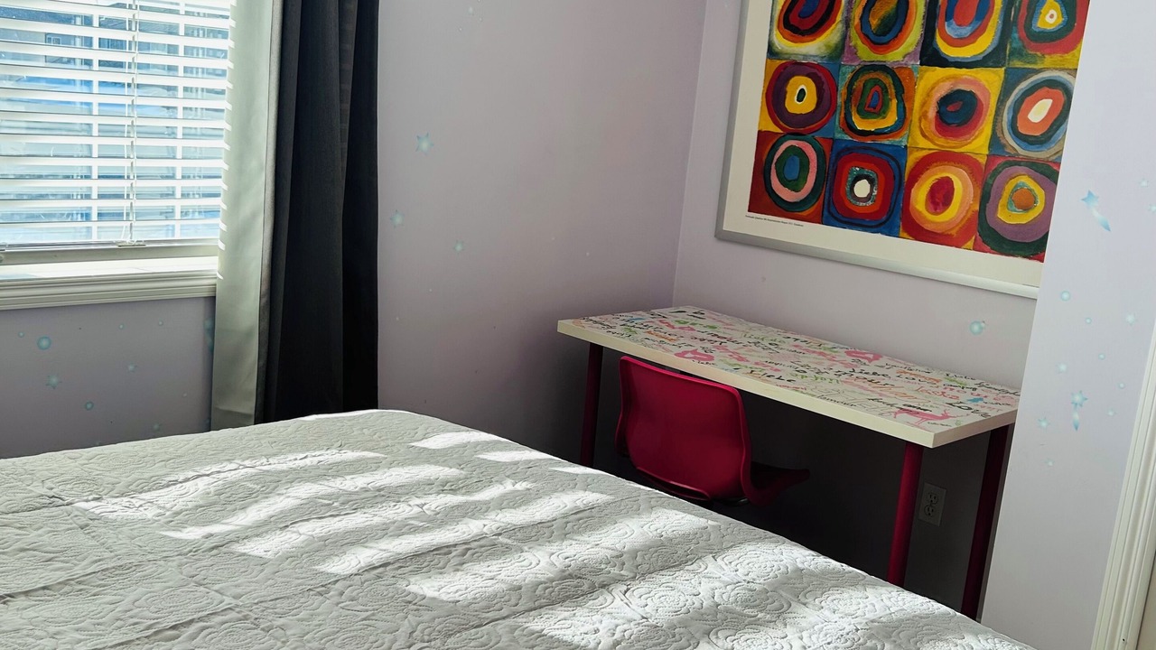 Photo of Bedroom in Cougar Ridge