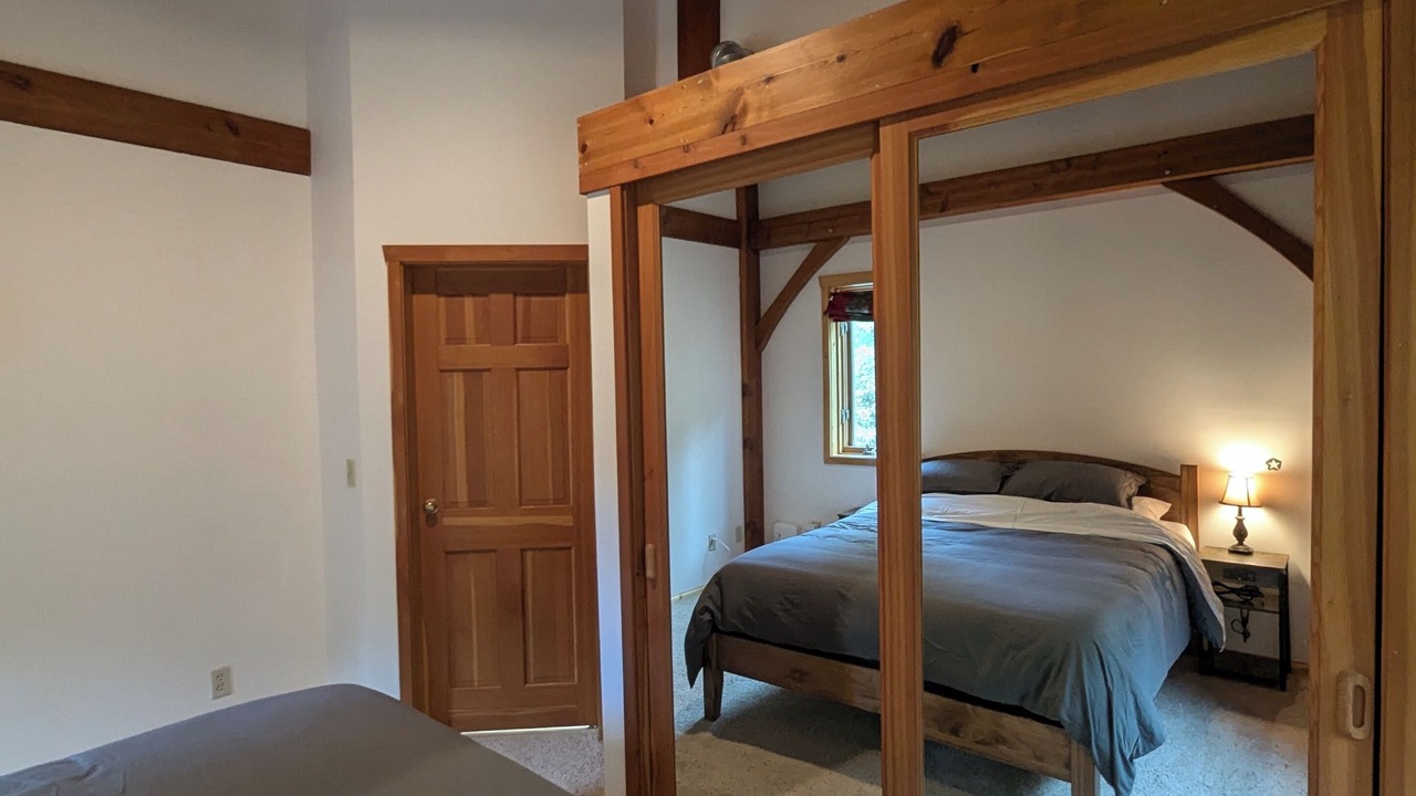 Photo of Bedroom in Shalalth