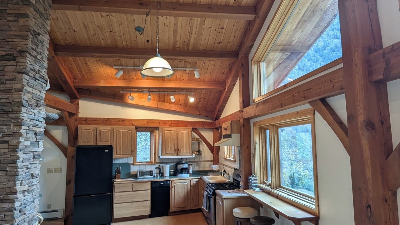 Photo of Kitchen in Shalalth