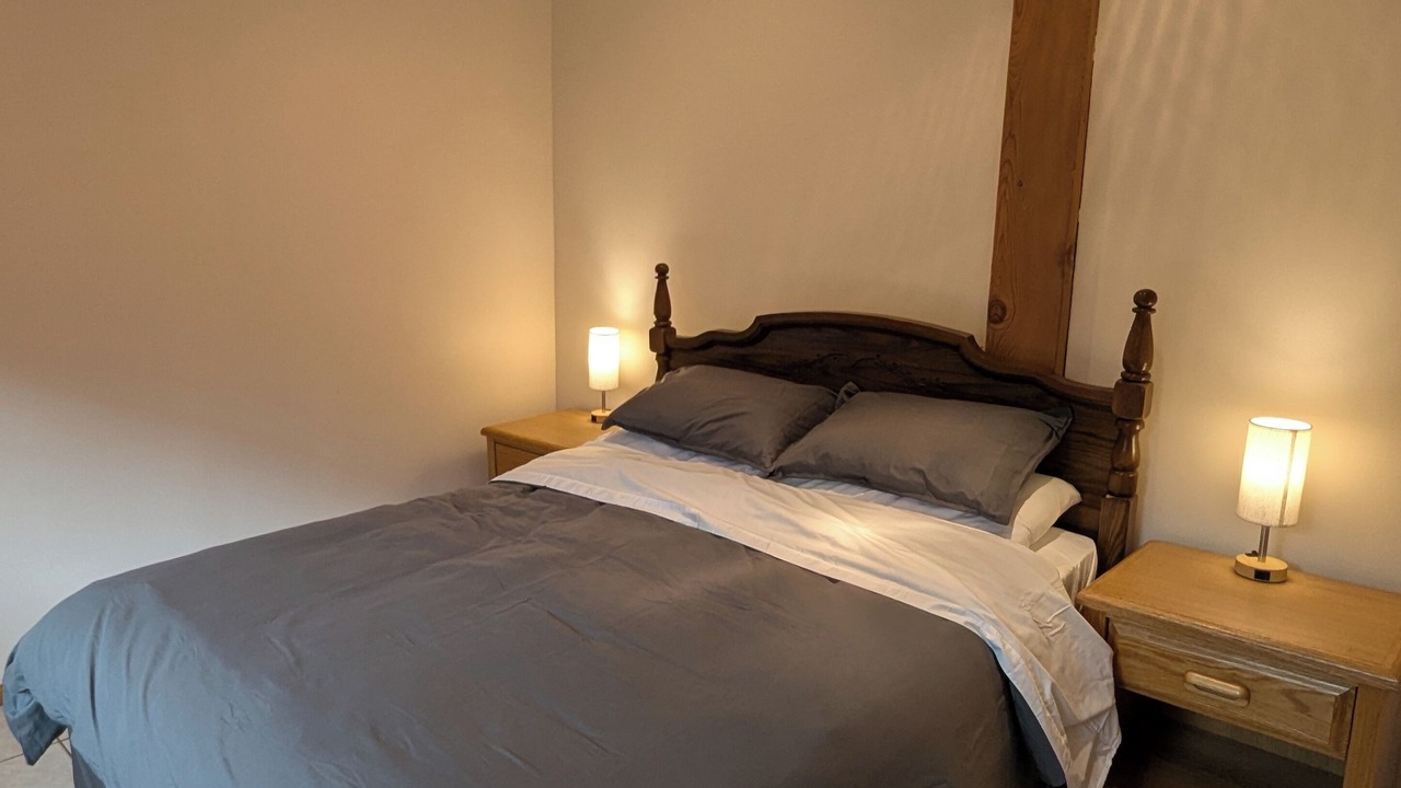 Photo of Bedroom in Shalalth