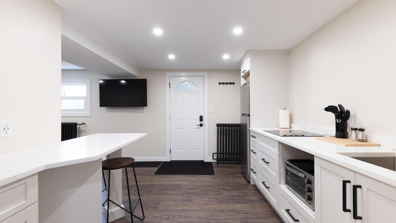 Photo of Kitchen in Port Dalhousie