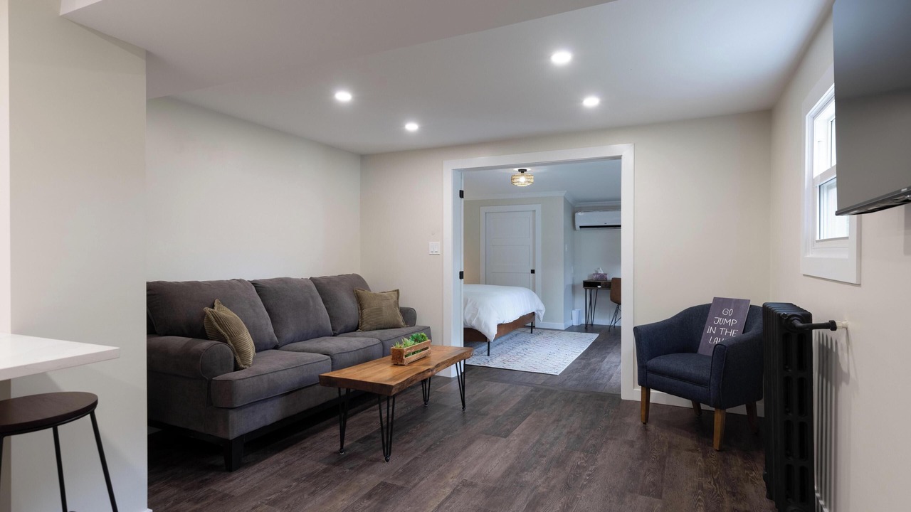 Photo of Bedroom in Port Dalhousie