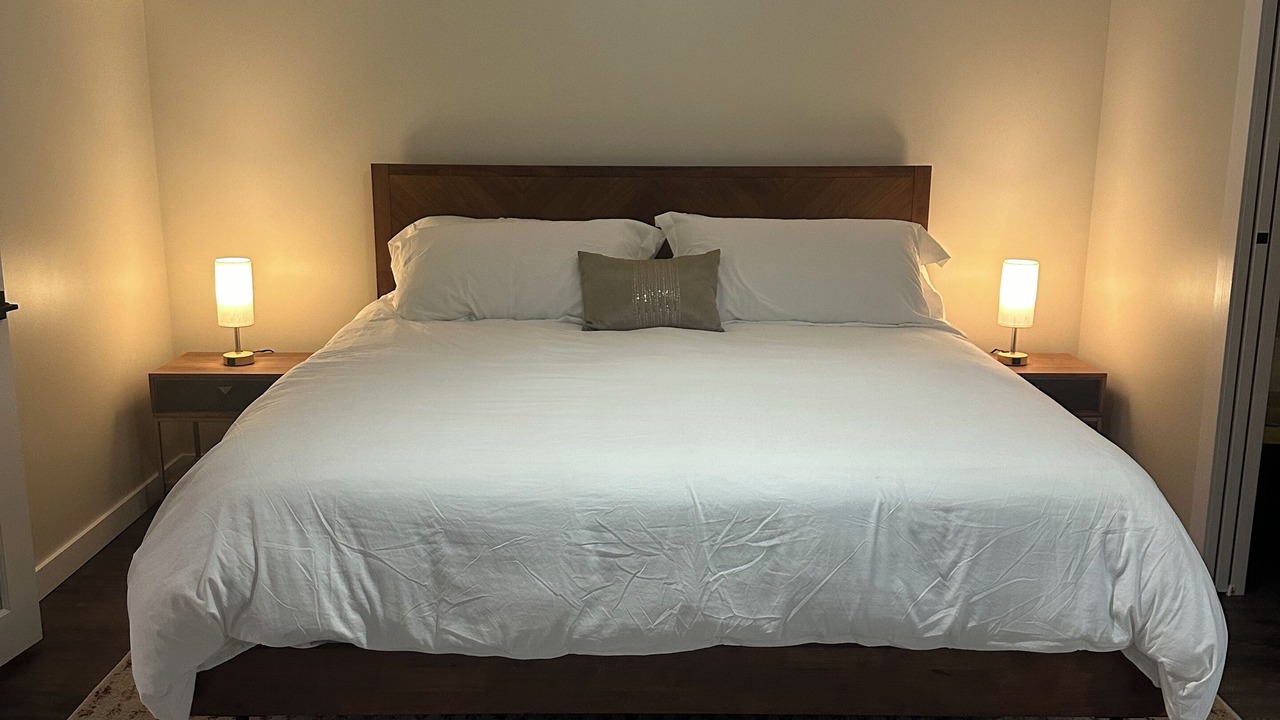 Photo of Bedroom in Port Dalhousie