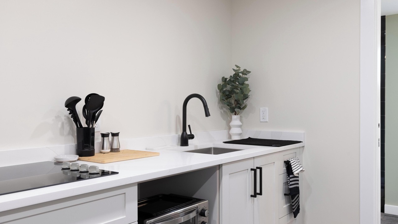 Photo of Kitchen in Port Dalhousie