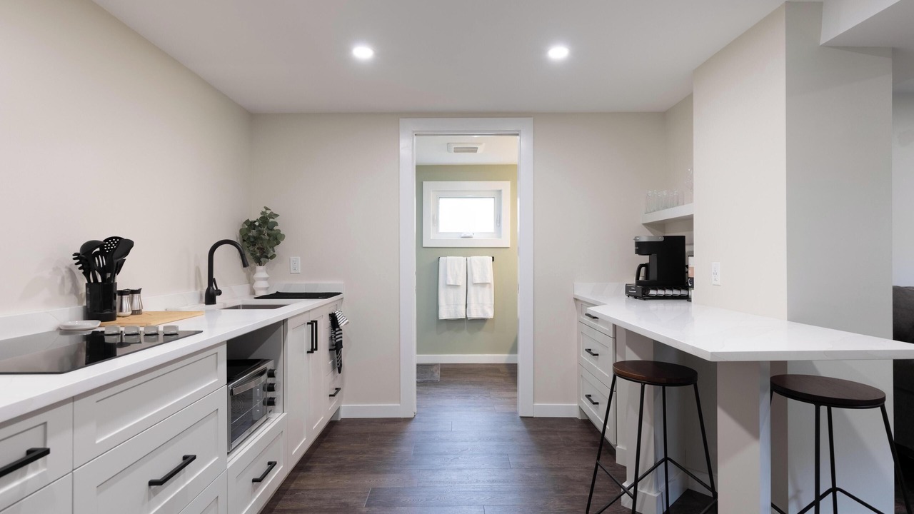 Photo of Kitchen in Port Dalhousie