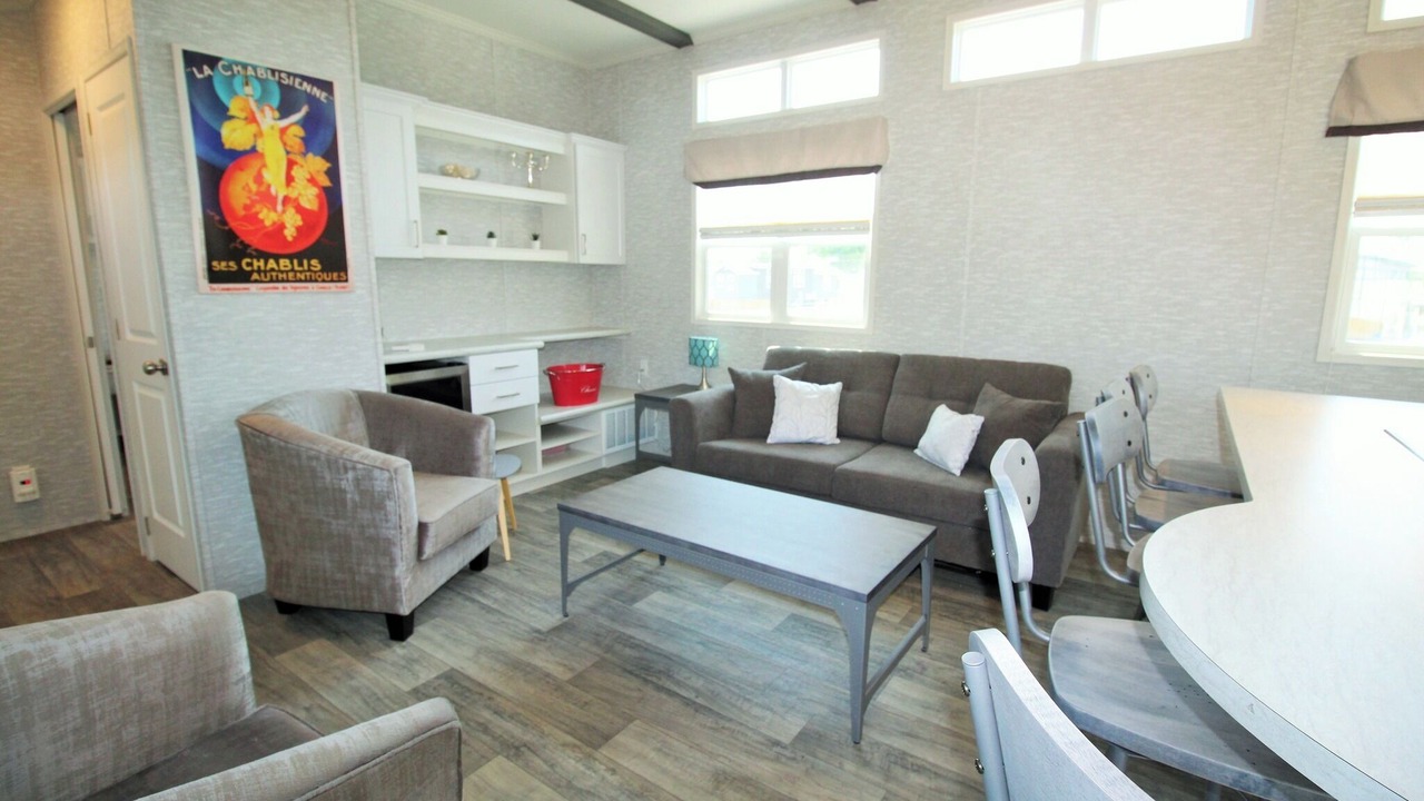 Photo of Livingroom in Sherkston