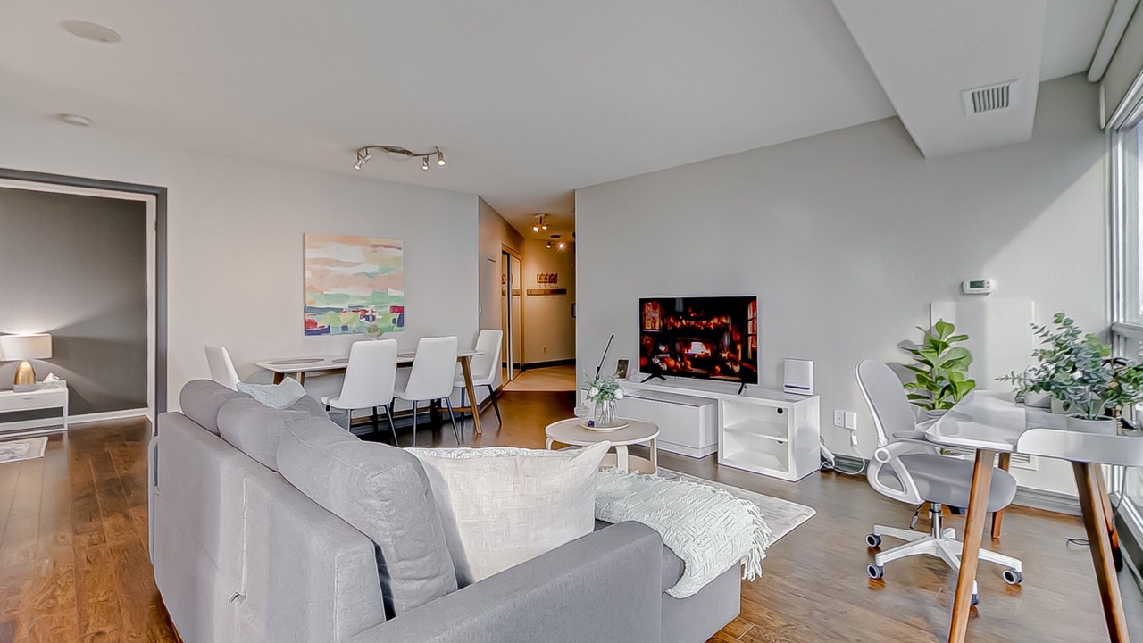 Photo of Livingroom in Downtown Toronto