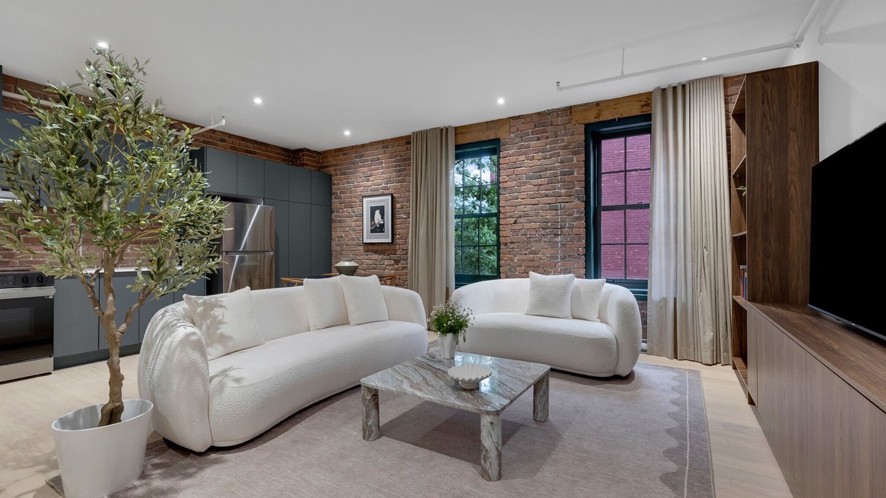 Photo of Livingroom in Cite Multimedia