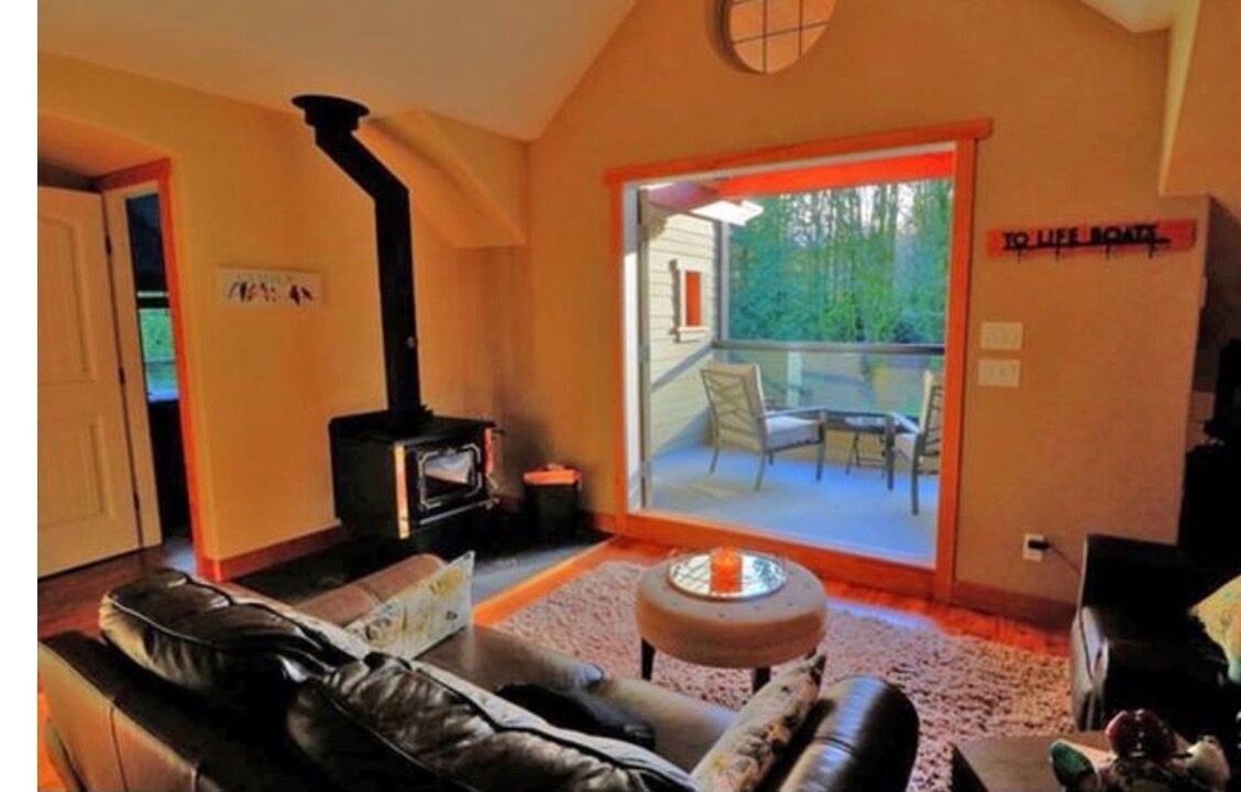 Photo of Patio Balcony in Mill Bay