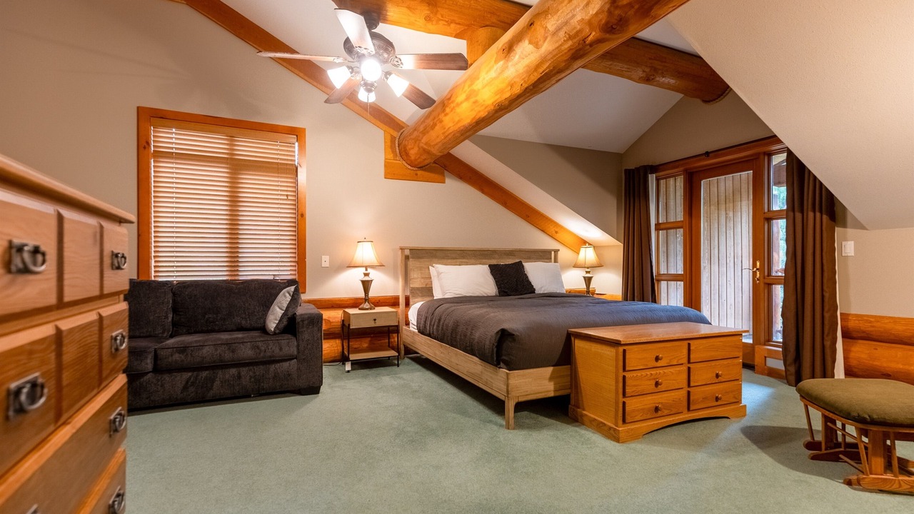 Photo of Bedroom in East Kootenay