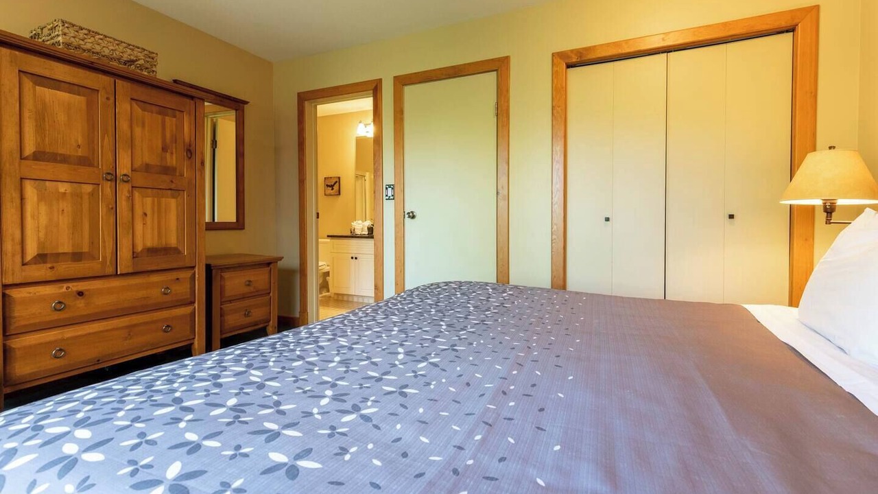 Photo of Bedroom in East Kootenay