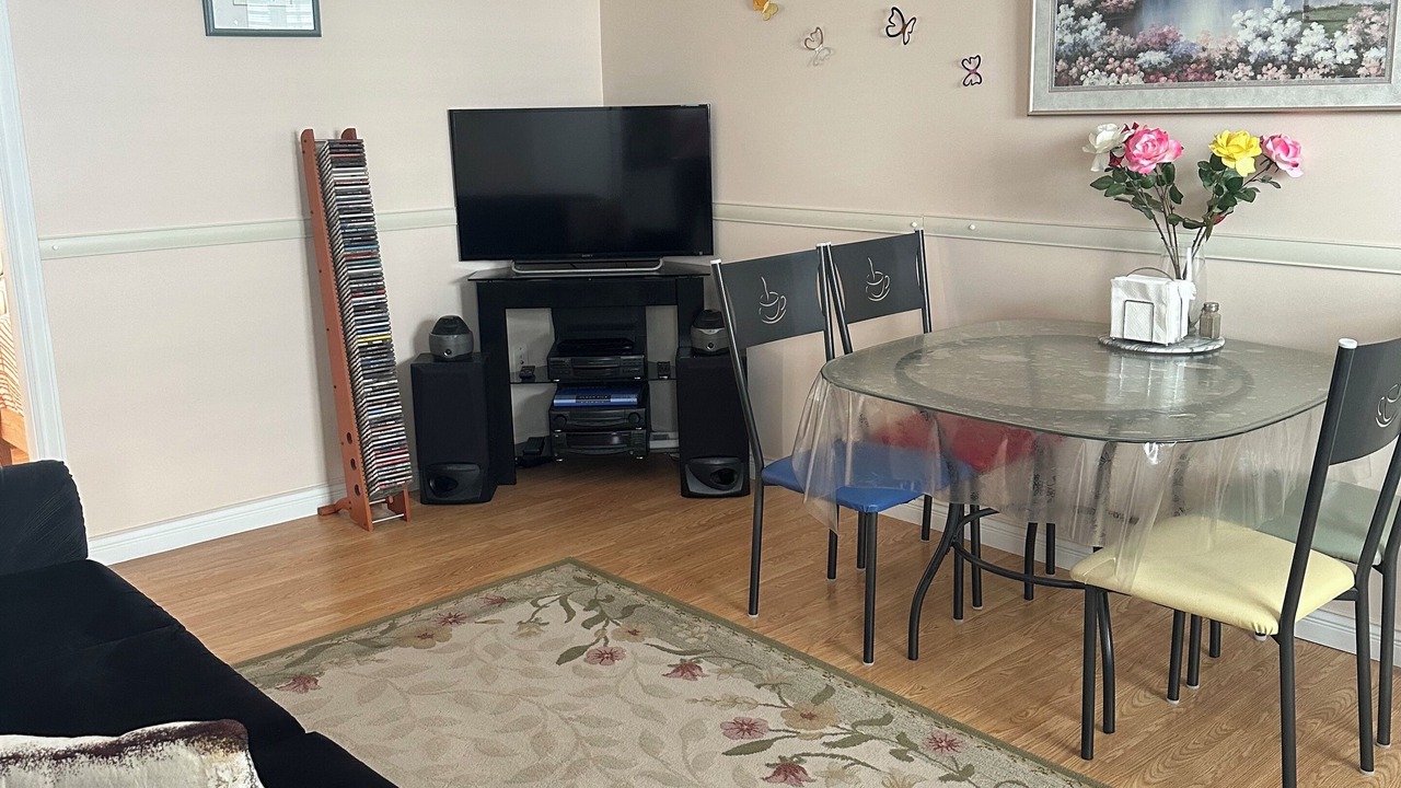 Photo of Livingroom in Coquitlam