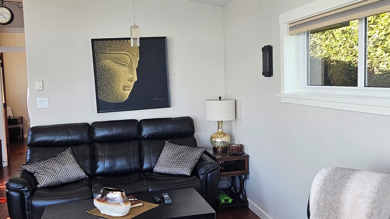 Photo of Livingroom in Chemainus