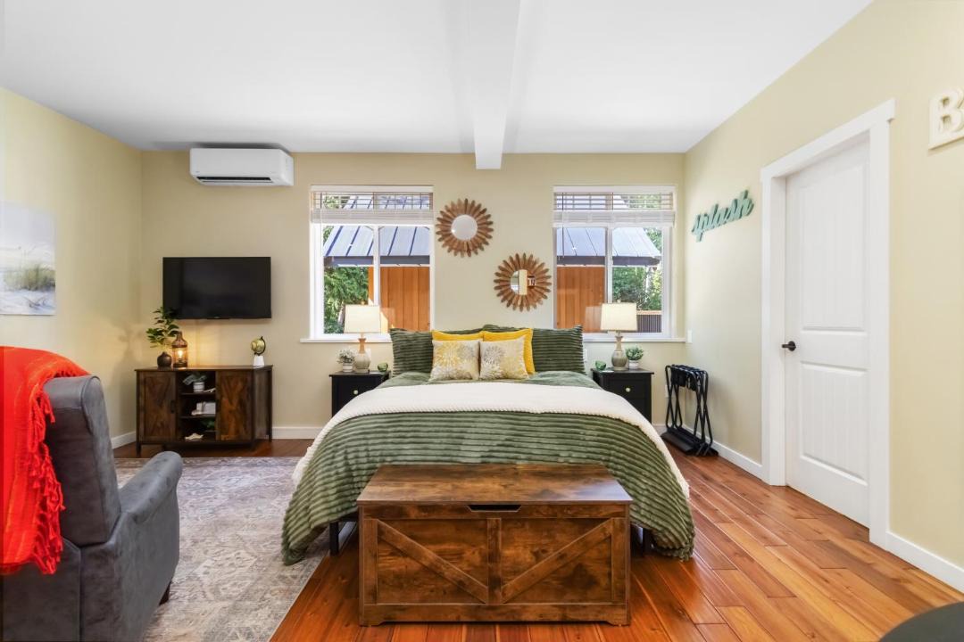 Photo of Bedroom in Otter Point