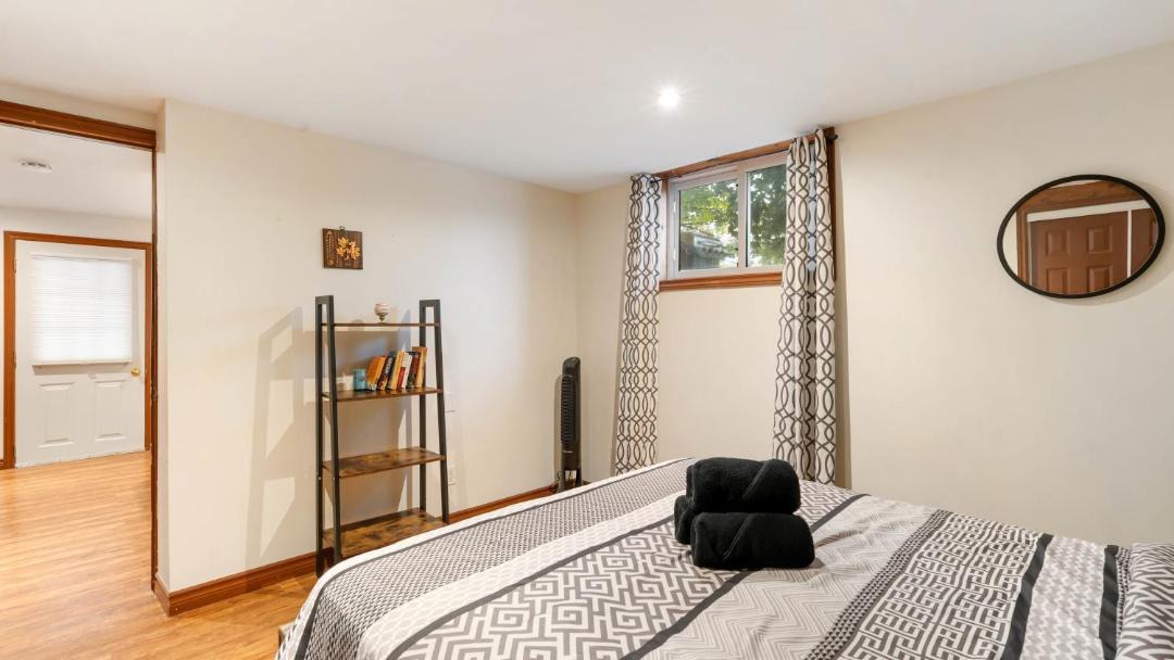 Photo of Bedroom in Greater Napanee