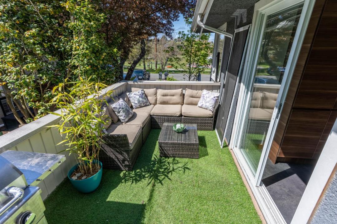 Photo of Patio Balcony in Saanich East