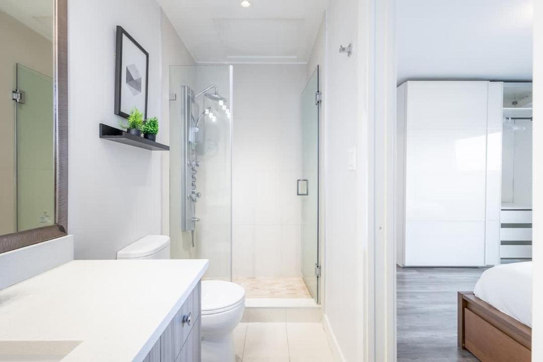 Photo of Bathroom in Sunset