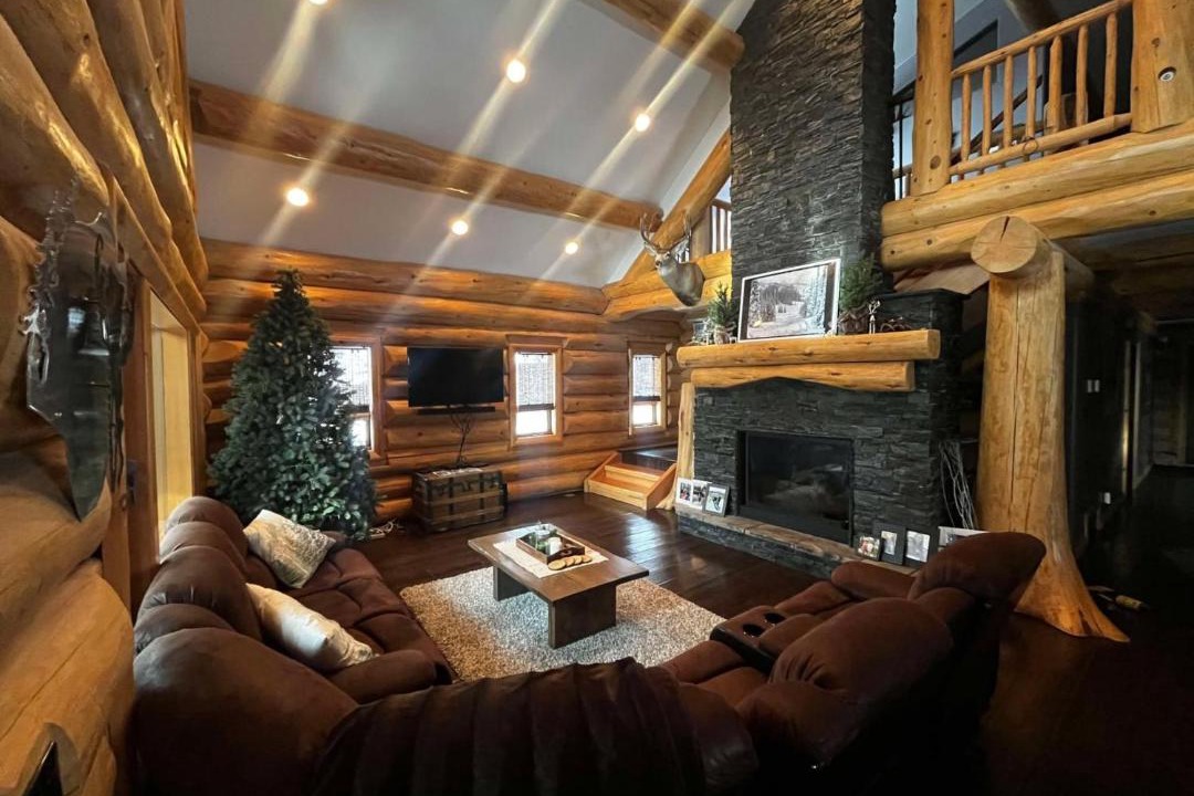 Photo of Livingroom in Valemount