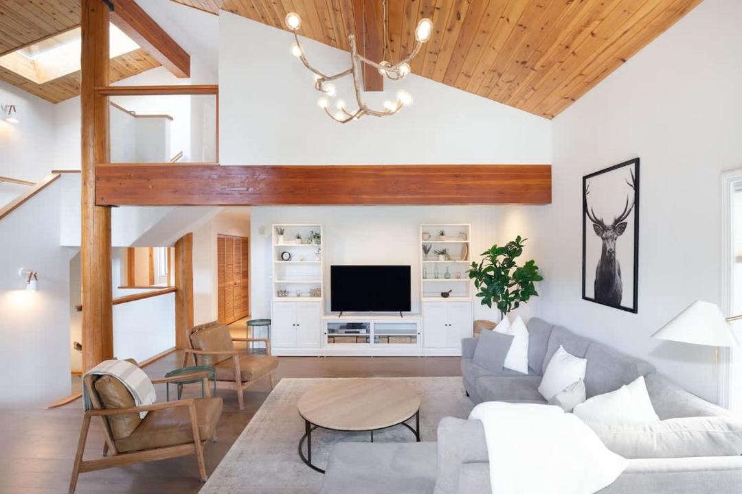 Photo of Livingroom in Whistler