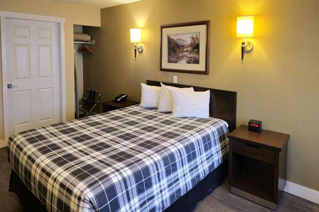 Photo of Bedroom in Kamloops
