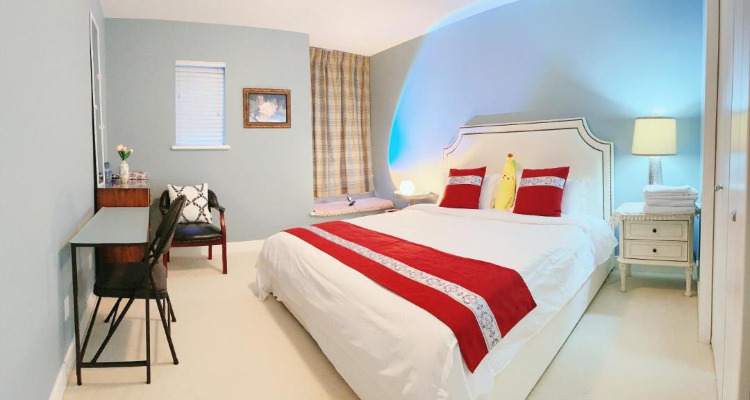 Photo of Bedroom in Burke Mountain