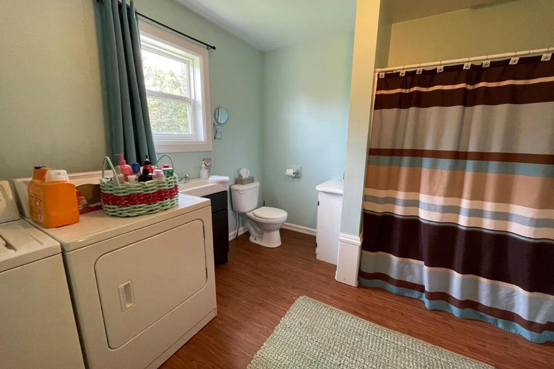 Photo of Bathroom in Petit-Etang