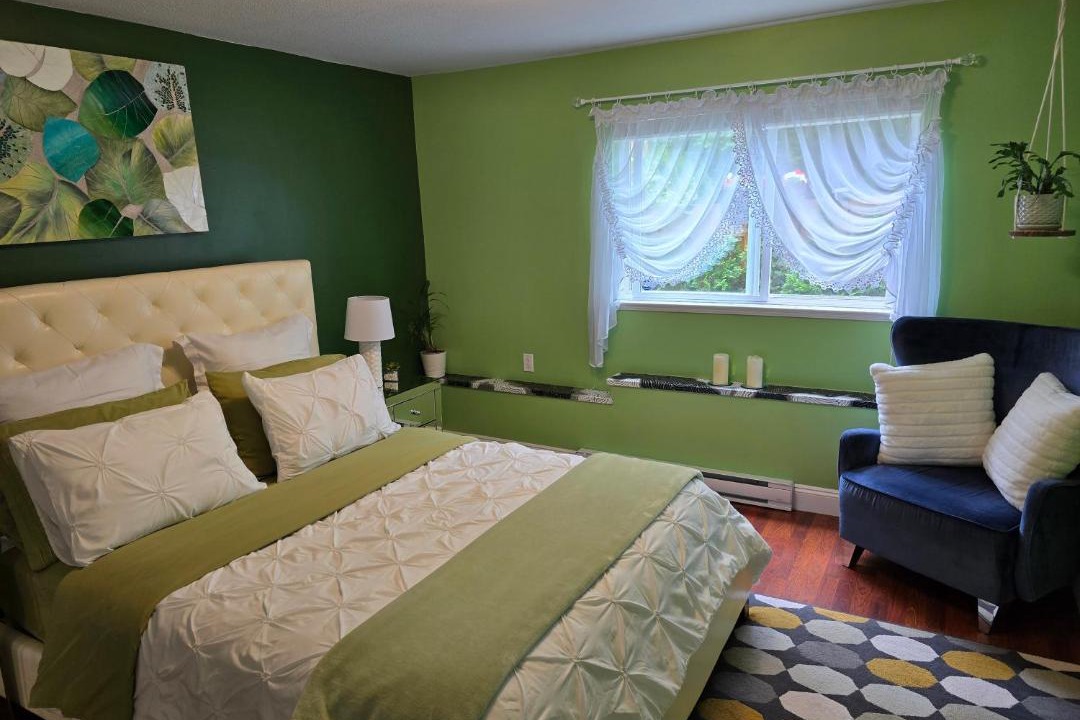 Photo of Bedroom in District of North Vancouver