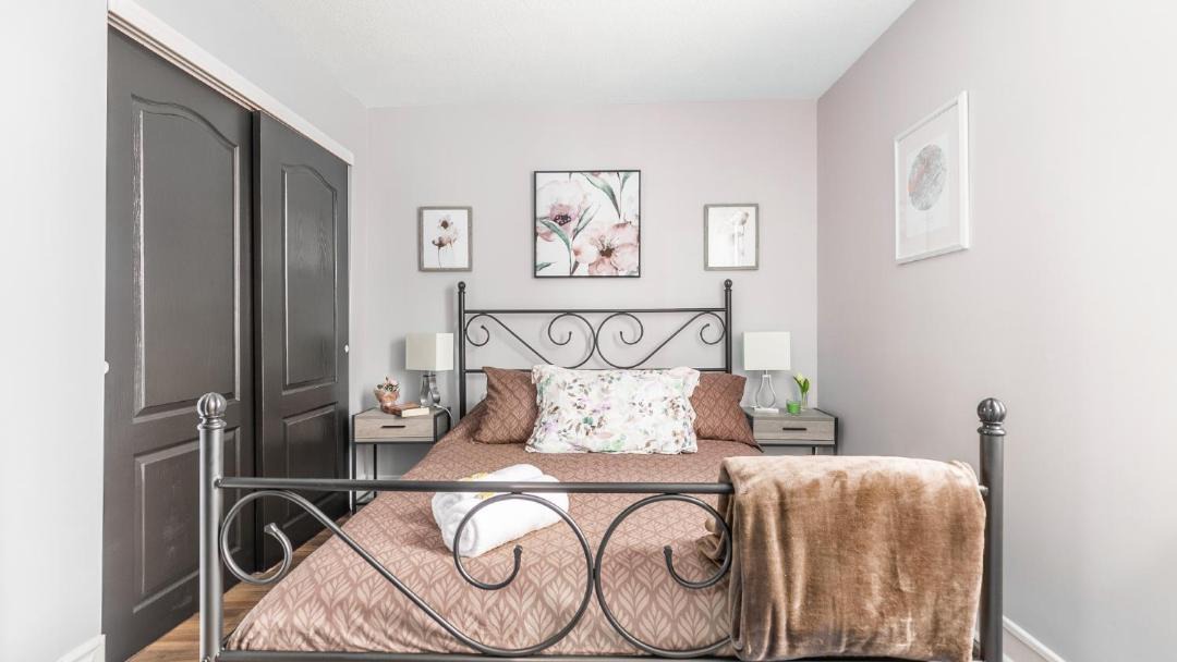 Photo of Bedroom in Centretown West
