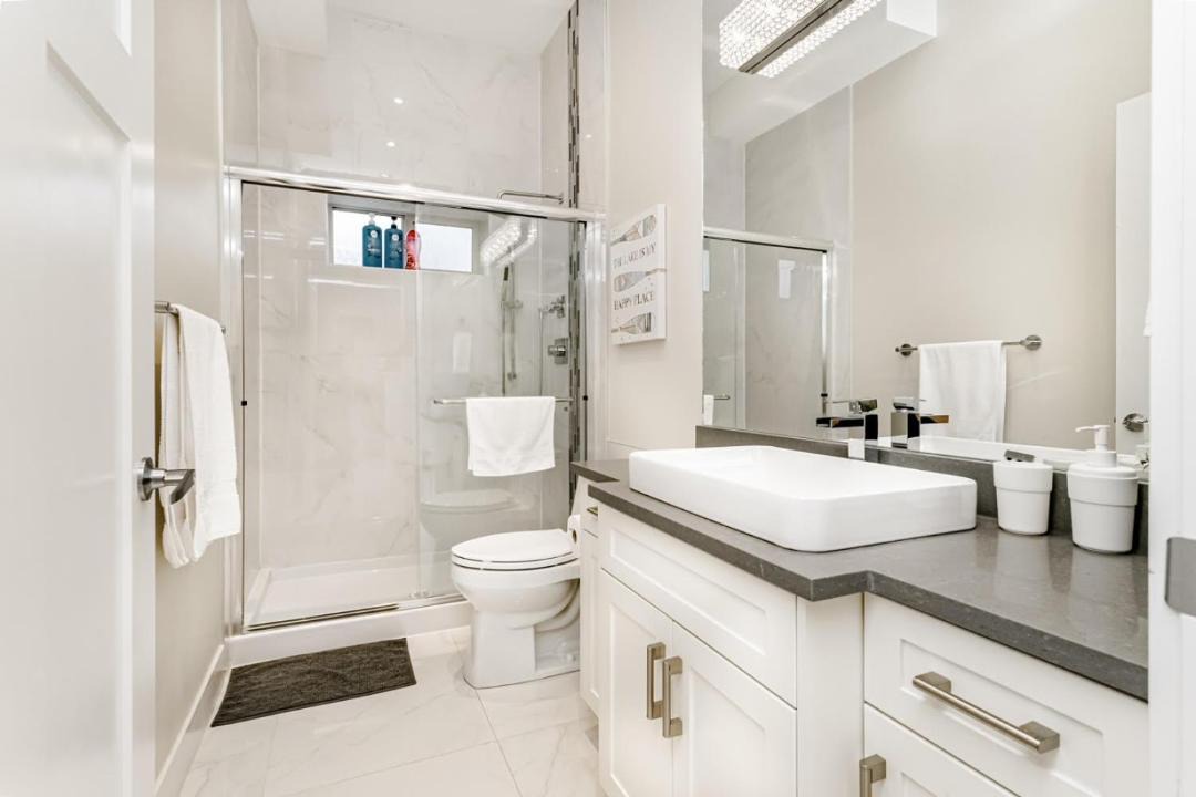 Photo of Bathroom in Renfrew-Collingwood