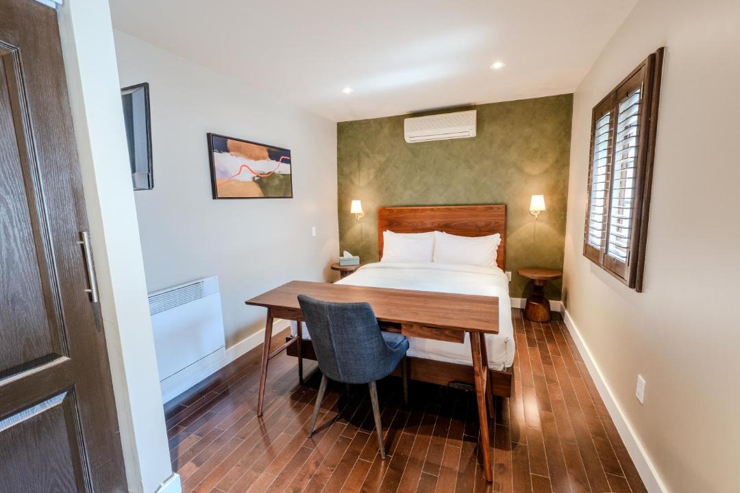 Photo of Bedroom in Latin Quarter