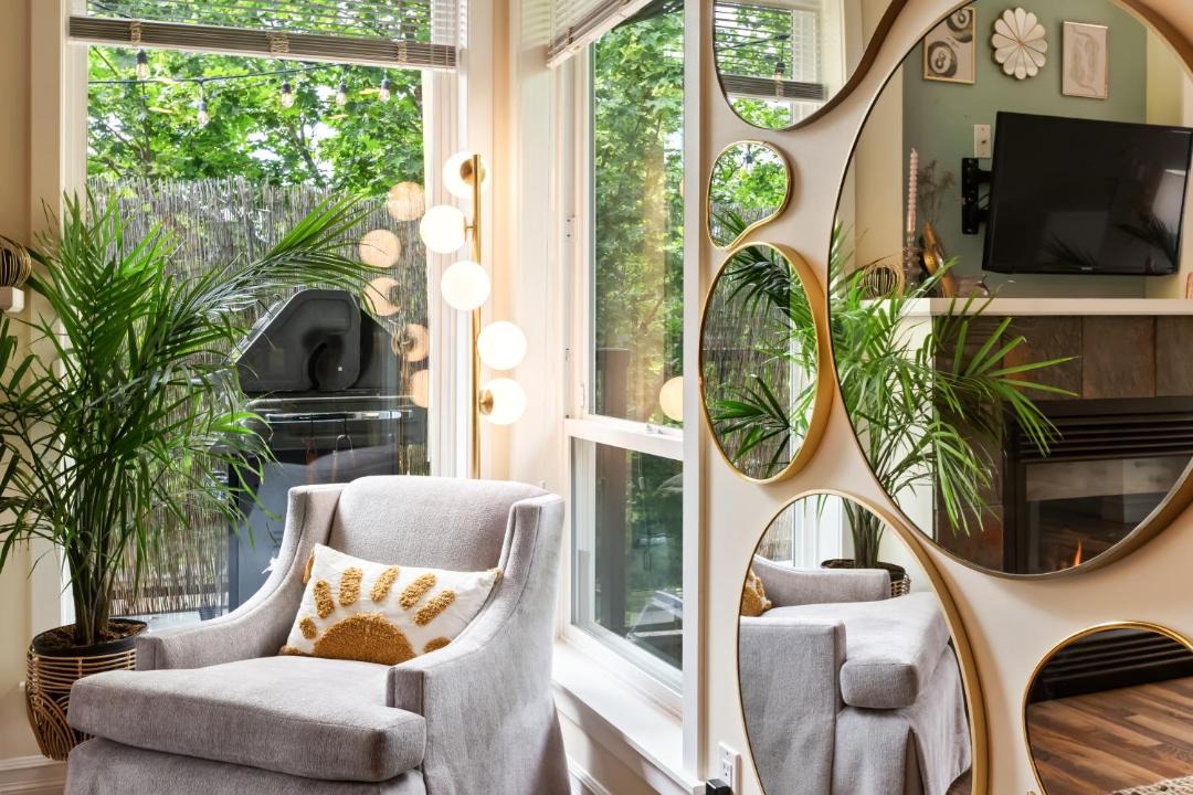 Photo of Livingroom in Courtenay