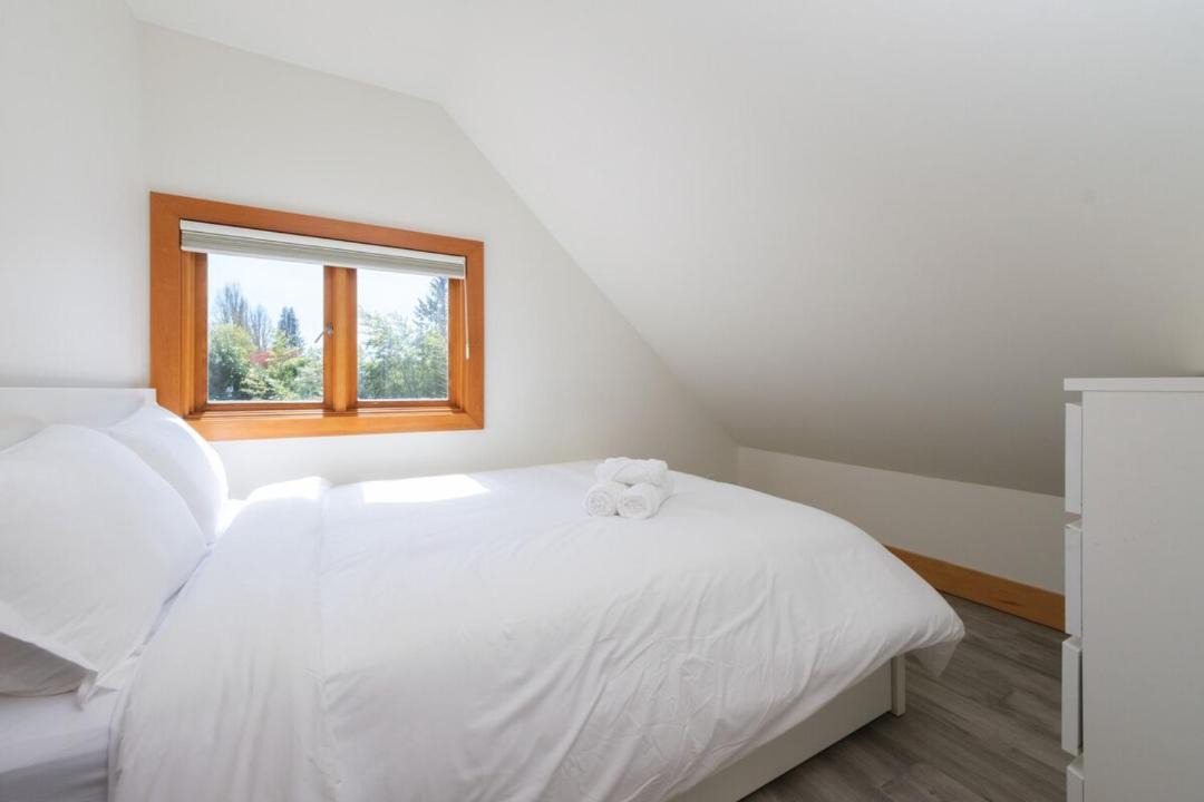 Photo of Bedroom in Riley Park