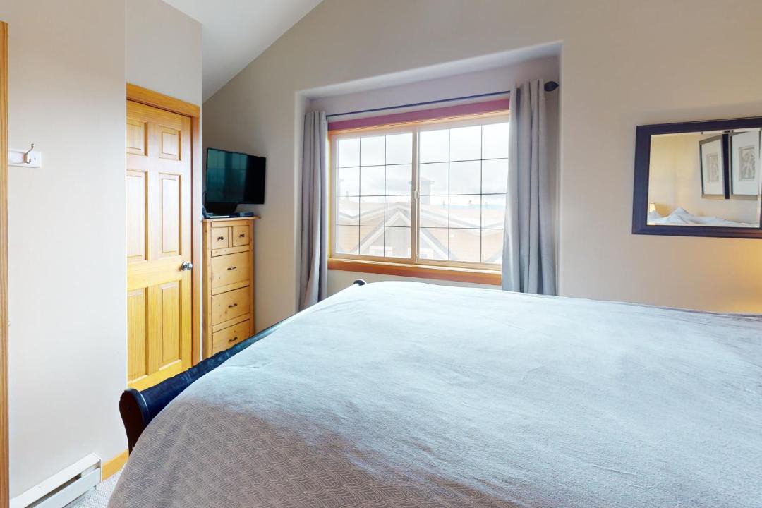 Photo of Bedroom in Big White Ski Resort