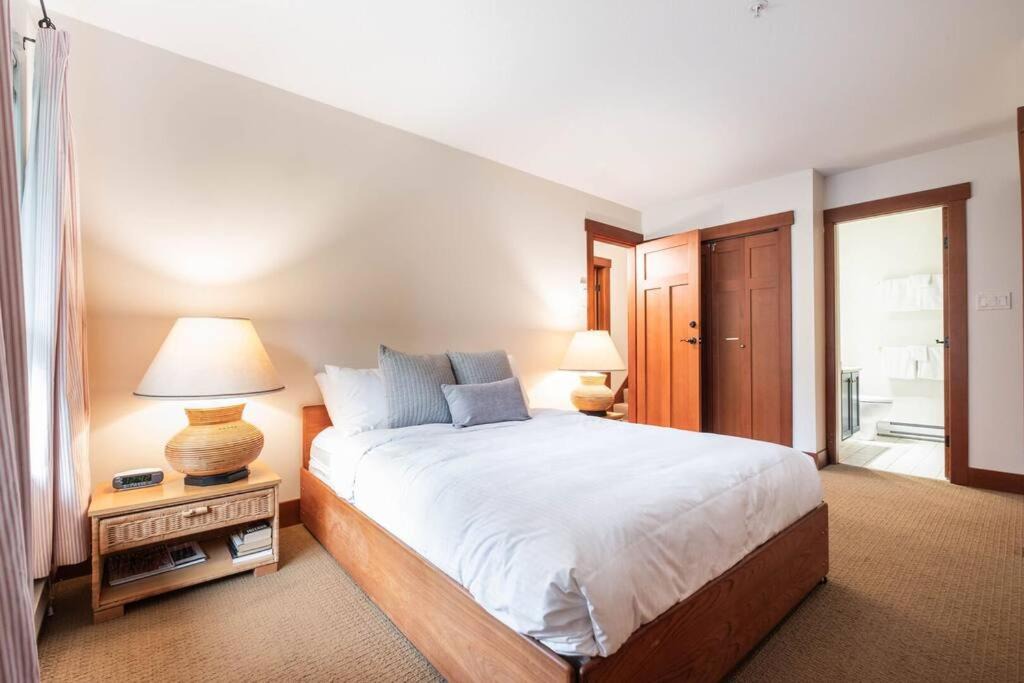 Photo of Bedroom in Blueberry Hill