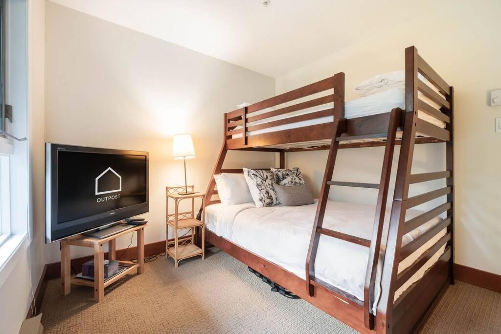 Photo of Bedroom in Blueberry Hill
