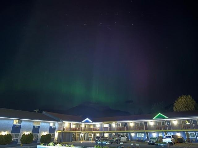 Photo of Others in Valemount
