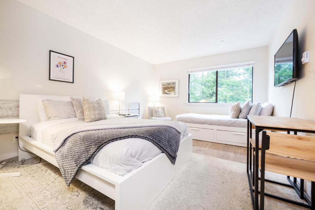 Photo of Bedroom in Whistler Creekside