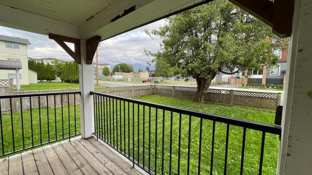 Photo of Patio Balcony in Chilliwack Proper Village West