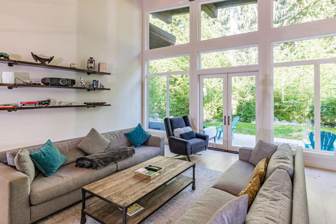 Photo of Livingroom in Squamish