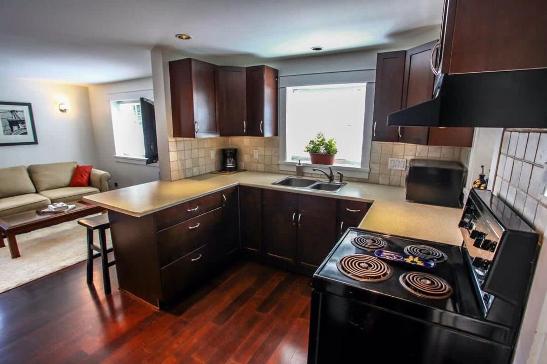 Photo of Kitchen in Central Lonsdale