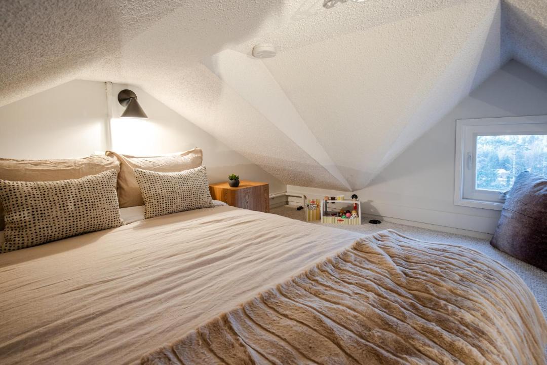 Photo of Bedroom in Whistler Creekside
