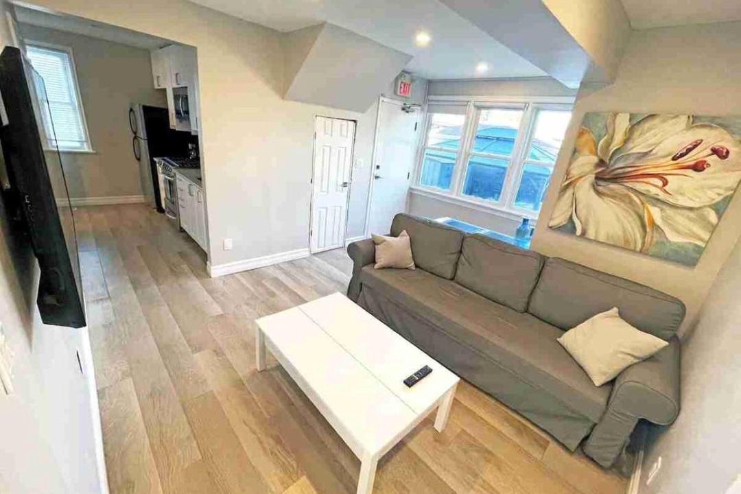 Photo of Livingroom in Hamilton