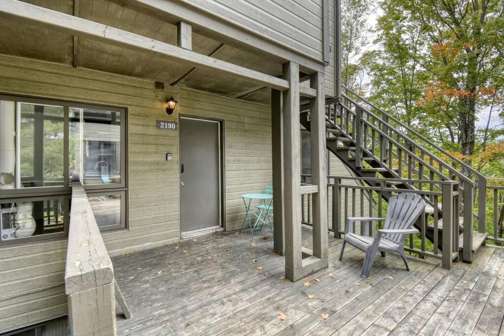 Photo of Patio Balcony in Mont-Tremblant Pedestrian Village