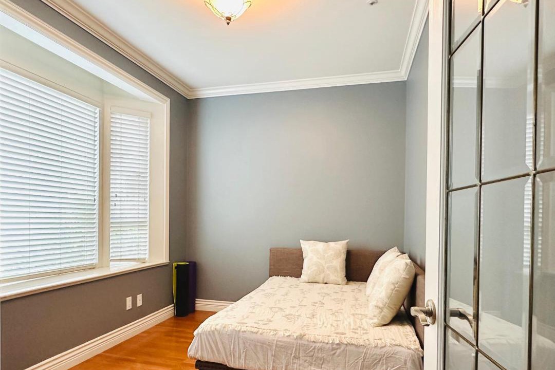 Photo of Bedroom in Hastings