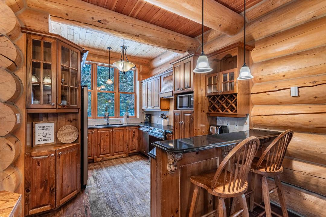 Photo of Kitchen in Fiddler Lake Resort