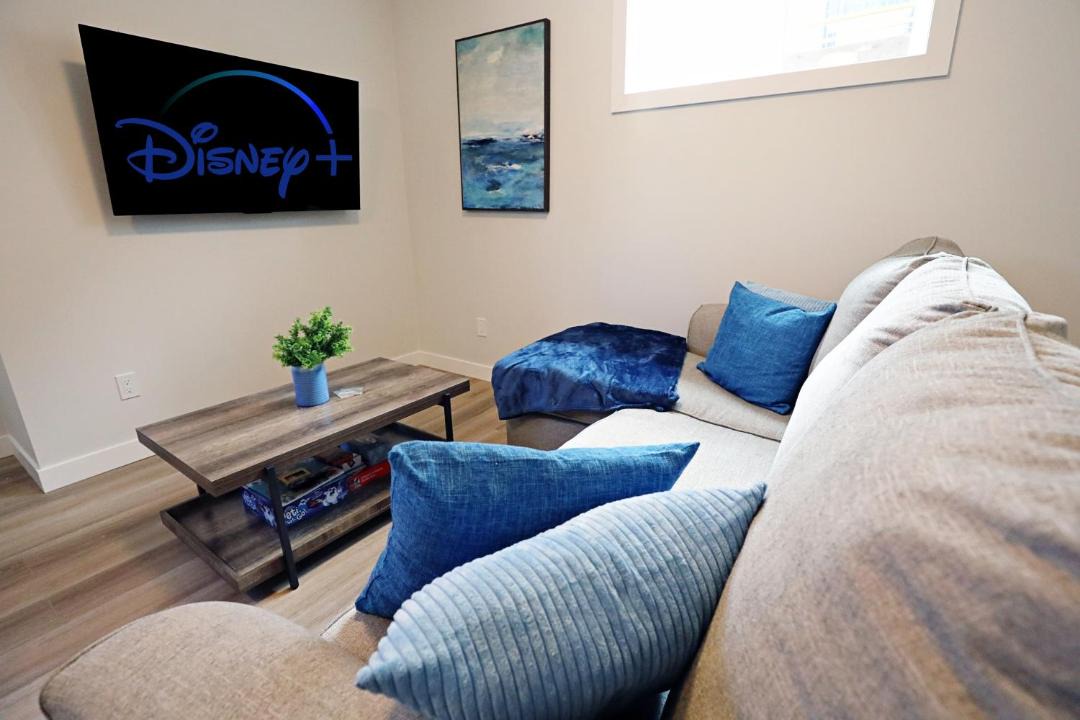 Photo of Livingroom in North Central Edmonton