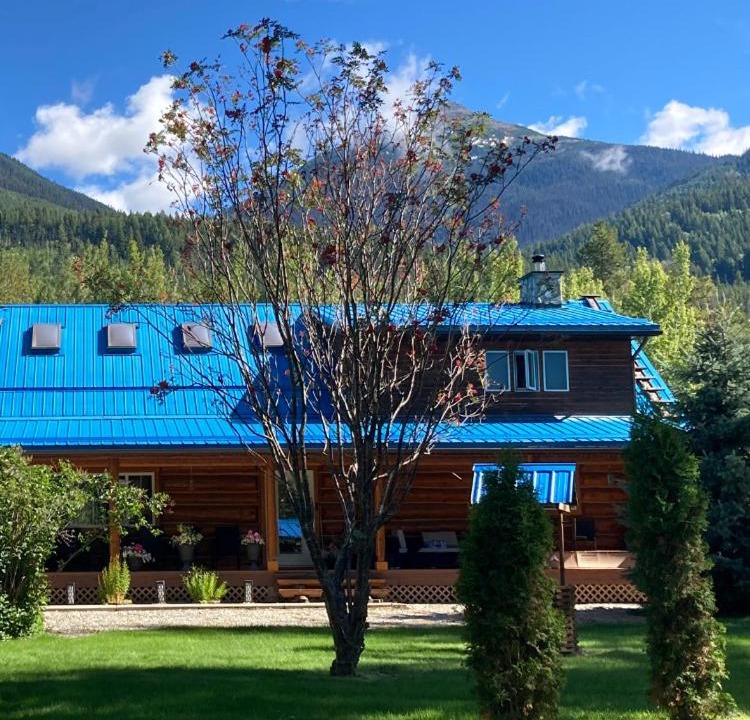Photo of Others in Valemount