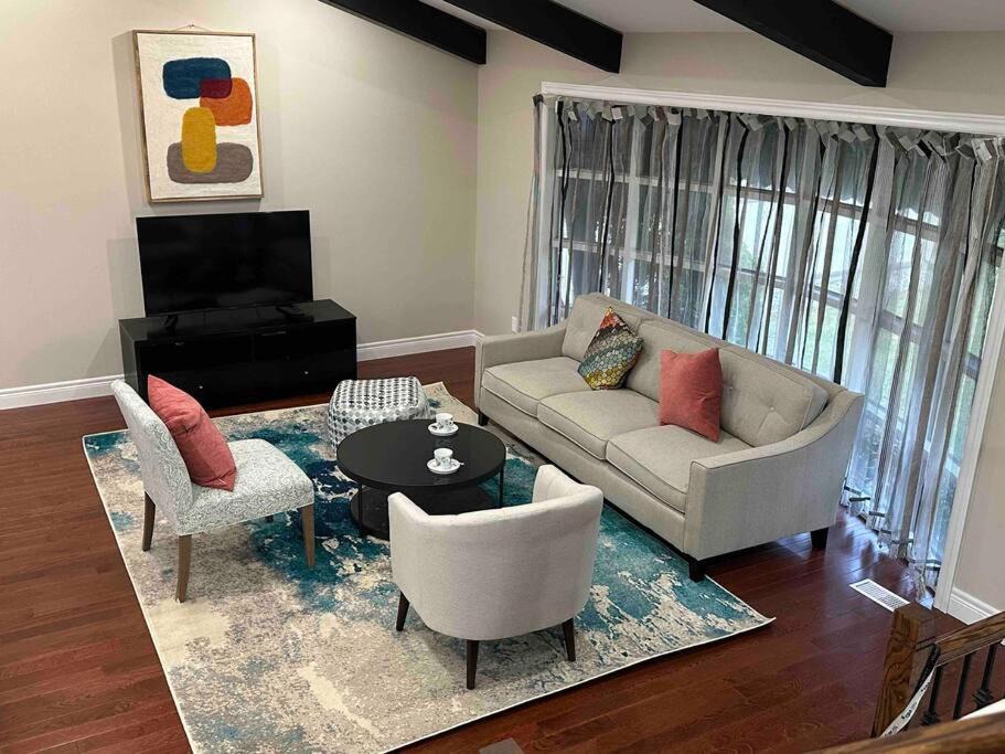 Photo of Livingroom in Glenridge