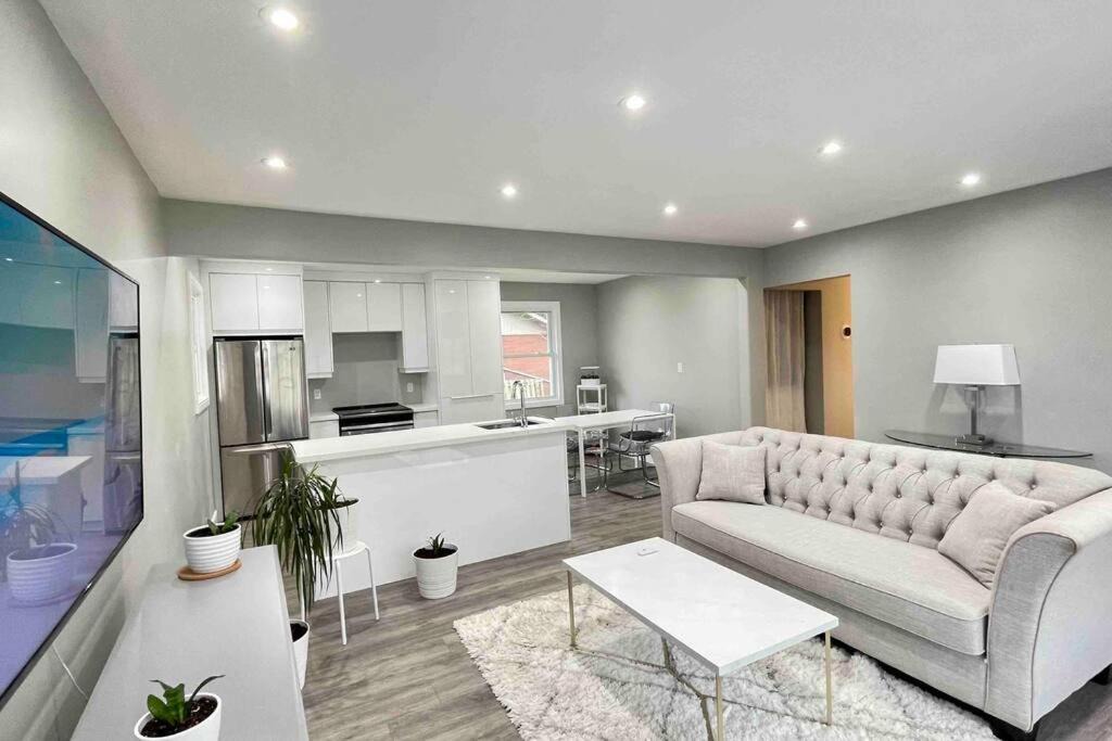 Photo of Livingroom in Merritton