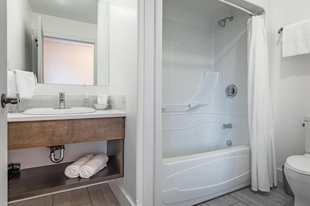 Photo of Bathroom in Norris Point